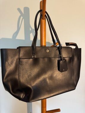 Tory Burch Parker Black Leather Tote with Logo Charm